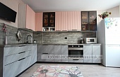 Фото кухня угловая модерн розовая серая 
