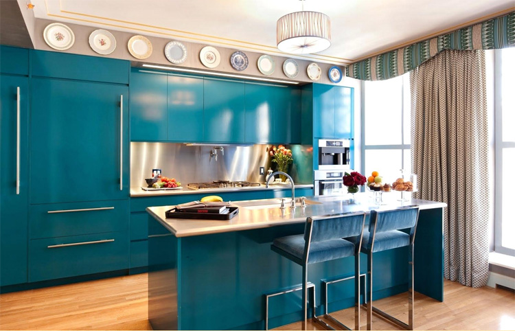 Белая кухня синие стены (69 фото)